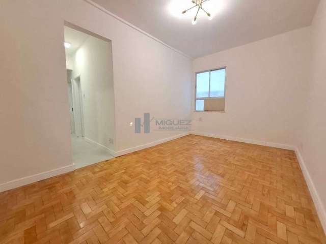 Rua são francisco xavier - apartamento modernizado, sala, 2 quartos, banheiro social, ampla cozinha, dependência.