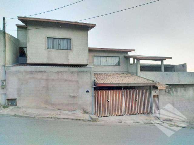 Sobrado à venda, 296 m² por R$ 475.000,00 - Chácaras Silvestre - Taubaté/SP