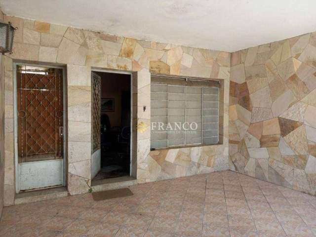 Sobrado com 4 dormitórios à venda, 253 m² - Centro - Taubaté/SP