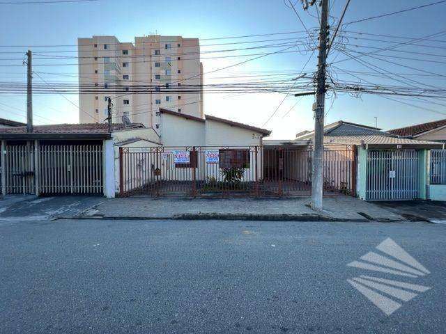 Casa com 2 dormitórios à venda, 156 m² - Vila São José - Taubaté/SP