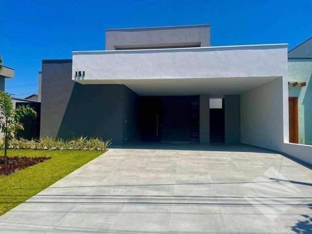 Casa com 3 dormitórios, 180 m² - venda ou aluguel - Campos do Conde Chambord - Tremembé/SP