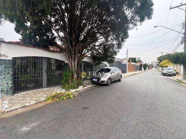 Casa com 3 dormitórios à venda, 188,19m² - Independência - Taubaté/SP