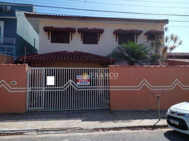 Sobrado com 3 dormitórios à venda, 282 m² por R$ 680.000,00 - Campos Elíseos - Taubaté/SP