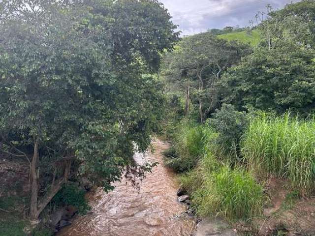 Sítio em Área Rural de Cruzeiro com 275.000m²  - Cruzeiro/SP