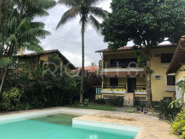 Casa à venda no bairro Badu - Niterói/RJ