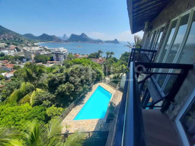 Casa à venda no bairro Charitas - Niterói/RJ (501)