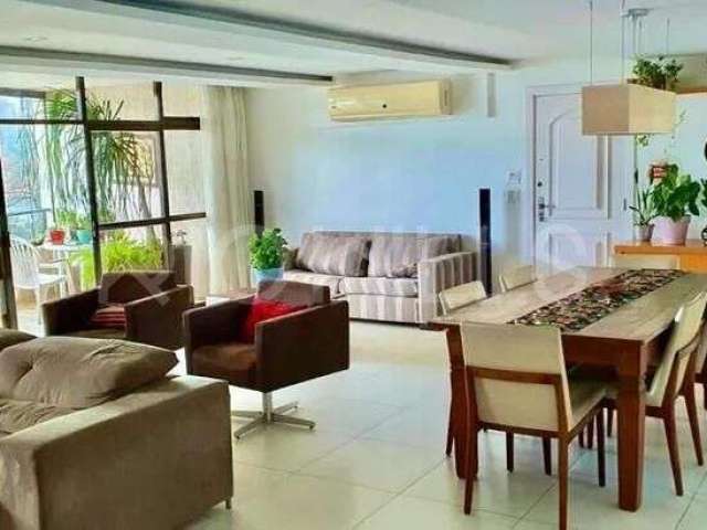 Apartamento de 4 quartos, com 206m², à venda no Ingá, Niterói/RJ