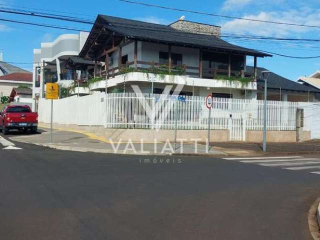 Sobrado à venda no Centro - Santa Terezinha de Itaipu PR