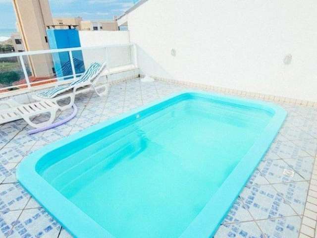 cobertura  a venda na praia dos Ingleses com  piscina 4 quartos 2 suítes 50m da praia