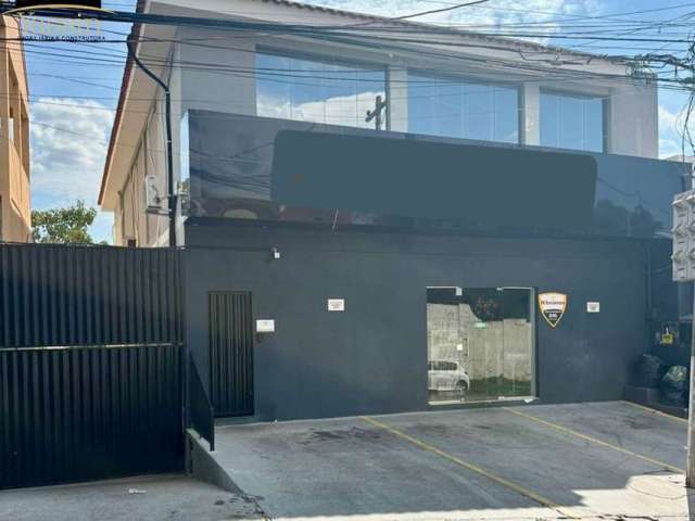 Imóvel Comercial à Venda em Cuiabá-MT: Salão com 8 salas, 4 banheiros e 512m² no Jardim Guanabara