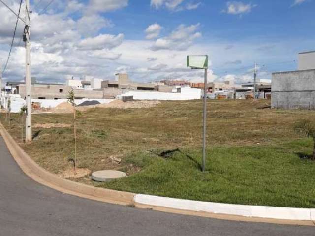 Terreno á venda no Condomínio Primor das Torres