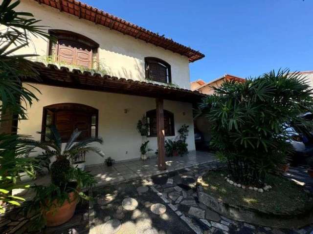 Casa 5 dormitórios , 340 m² por R$ 2.700.000 - Morada de Camburi - Vitória/ES.