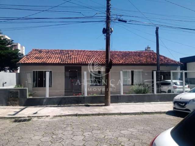 Casa em Barreiros, São José/SC