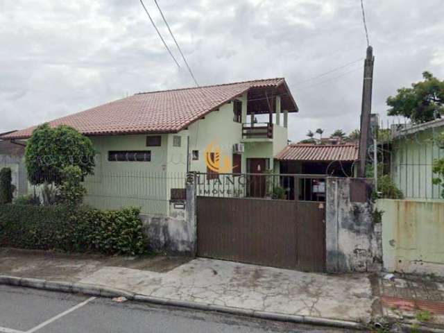 Casa em Barreiros, São José/SC