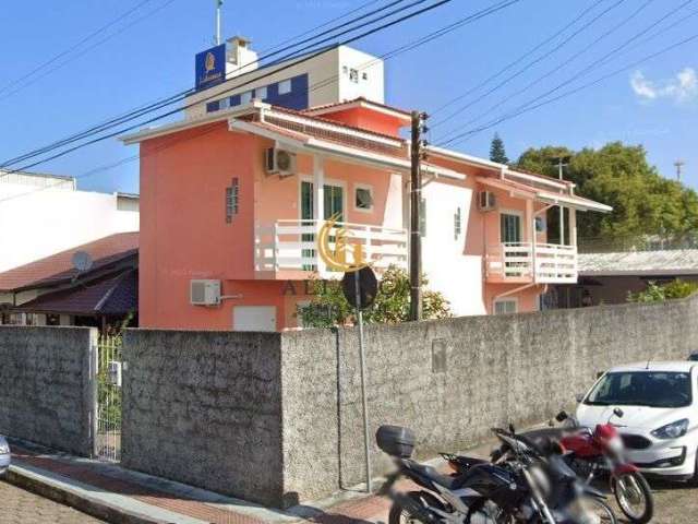 Casa em Ipiranga, São José/SC