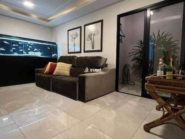 Linda casa disponível para venda em Condomínio fechado