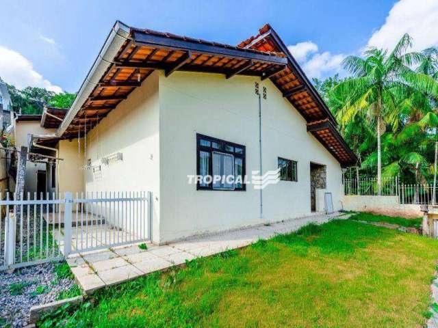 Casa com 3 dormitórios à venda, 275 m² por R$ 520.000,00 - Vorstadt - Blumenau/SC