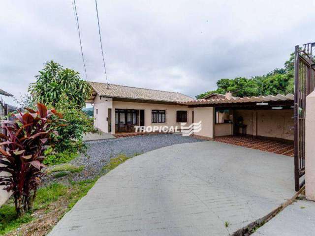 Casa com 3 dormitórios à venda, 204 m² por R$ 550.000,00 - Garcia - Blumenau/SC