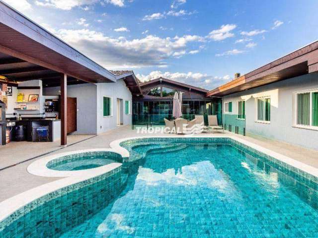 Casa com 4 dormitórios à venda, 420 m² por R$ 2.800.000,00 - Água Verde - Blumenau/SC