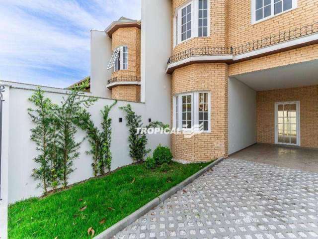 Sobrado com 2 dormitórios à venda, 134 m² por R$ 830.000,00 - Água Verde - Blumenau/SC