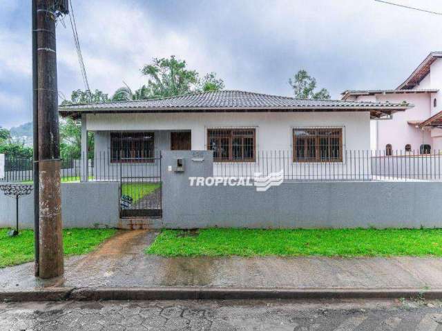 Casa com 3 dormitórios para alugar, 160 m² por R$ 4.453,00/mês - Vorstadt - Blumenau/SC