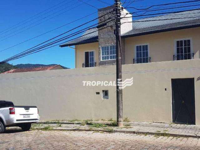 Casa com 3 dormitórios para alugar, 287 m² por R$ 6.034,91/mês - Velha - Blumenau/SC