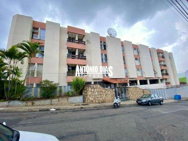 Apartamento com 3 quartos - Bandeirantes