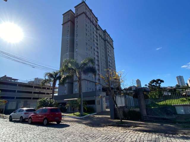 Lindo apartamento em condomínio clube