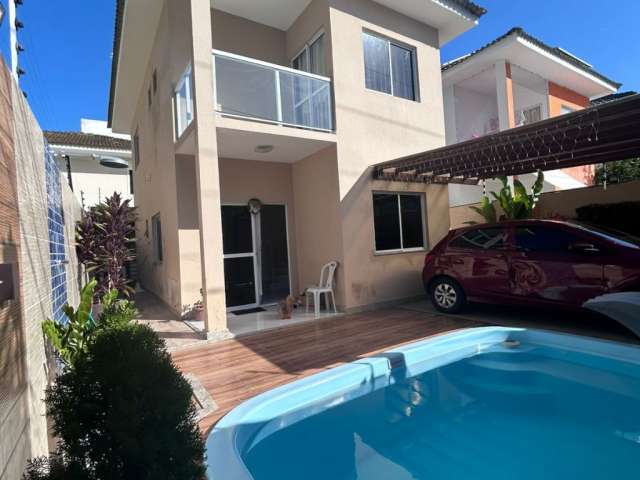 Casa Solta na Av. Priscila Dutra