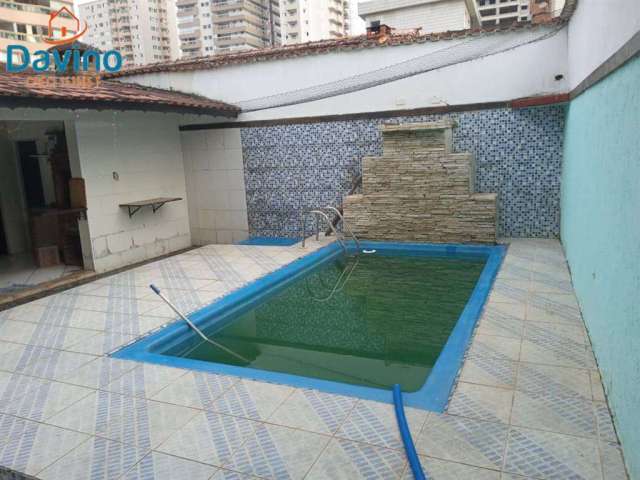 Casa isolada, na aviação, alto padrão 4 dorms, piscina, churrasqueira e pertinho da praia