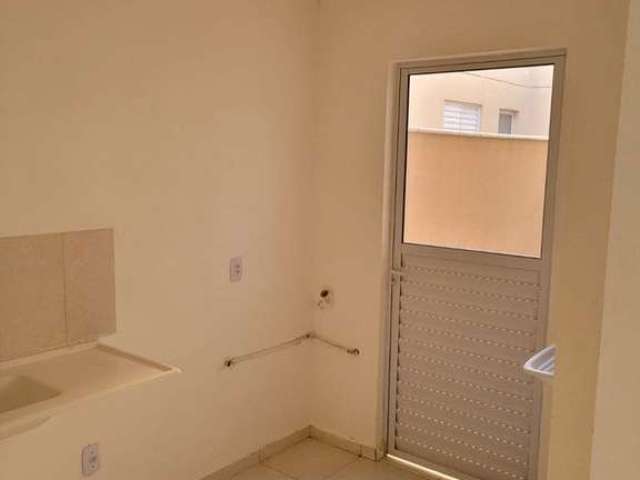 Apartamento com 2 Quarto(s) e 1 banheiro(s) para Alugar, 52 m² por R$ 1700 / Mês