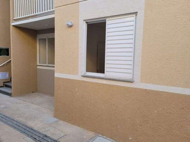 Apartamento com 2 Quarto(s) e 1 banheiro(s) para Alugar, 52 m² por R$ 1700 / Mês