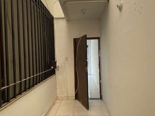 Apartamento com 1 Quarto(s) e 1 banheiro(s) para Alugar, 20 m² por R$ 2225 / Mês