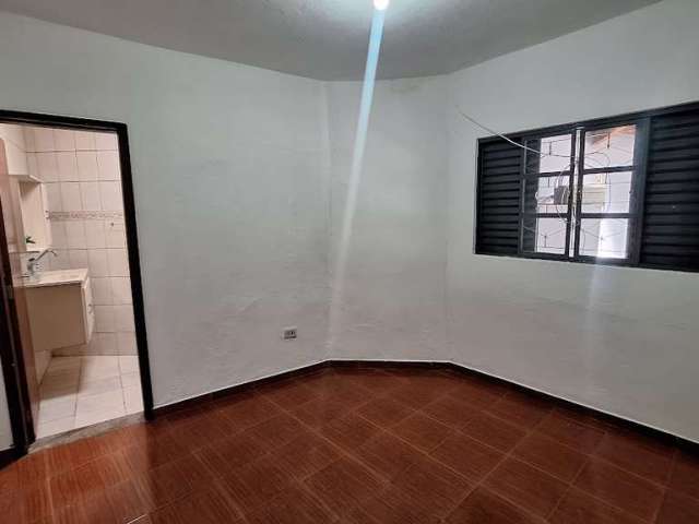 Casa com 2 Quarto(s) e 2 banheiro(s) para Alugar, 60 m² por R$ 1450 / Mês