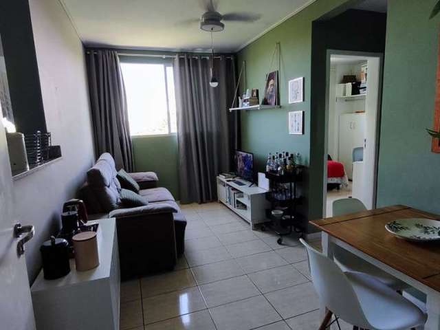 Apartamento com 2 Quarto(s) e 1 banheiro(s) para Alugar, 45 m² por R$ 1350 / Mês