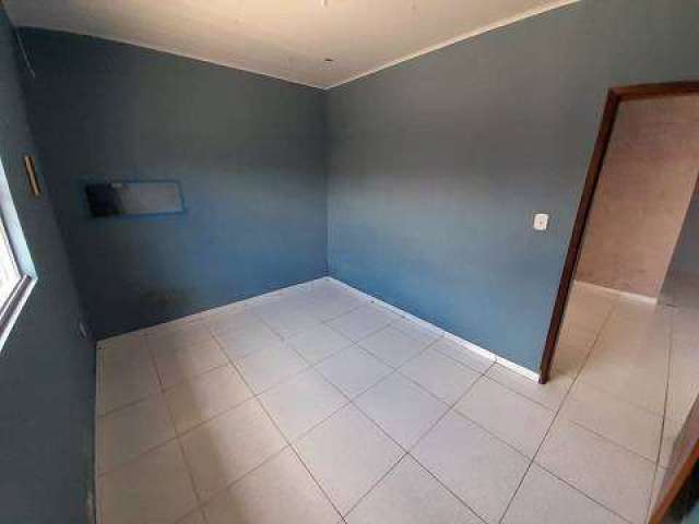 Casa com 2 Quarto(s) e 1 banheiro(s) para Alugar, 150 m² por R$ 780 / Mês