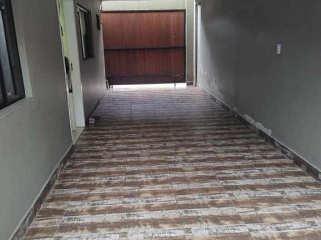 Casa com 3 Quarto(s) e 2 banheiro(s) para Alugar, 90 m² por R$ 3500 / Mês