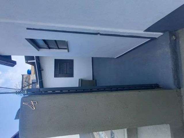 Casa com 1 Quarto(s) e 1 banheiro(s) para Alugar, 45 m² por R$ 860 / Mês