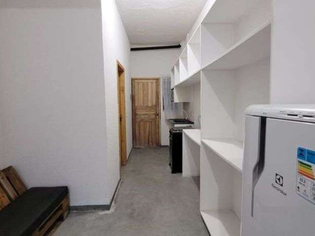 Apartamento com 1 Quarto(s) e 1 banheiro(s) para Alugar, 27 m² por R$ 1200 / Mês