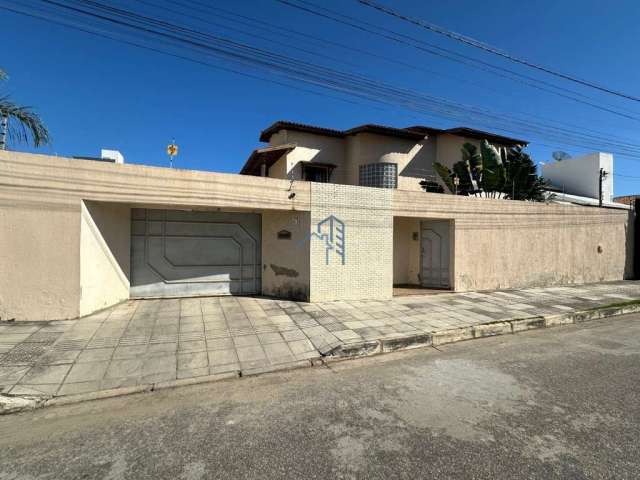 Casa com 4 quartos à venda na Rua Raquel de Queiroz, 63, Boa Vista, Vitória da Conquista por R$ 1.200.000