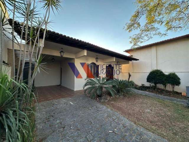 Casa super espaçosa próxima ao centro a venda, bairro Brasiléia em Betim.