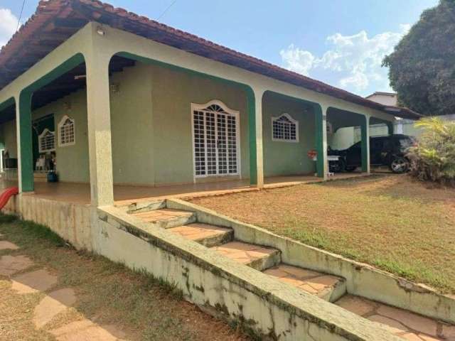 Vendo Casa Vicente Pires, ao Lado do Taguaparque, Excelente Localização !!! 1.300.000 !!!