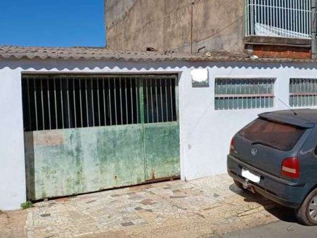 Vendo Casa 2 quartos na Quadra 29 do Paranoá !!! 220.000 !!!