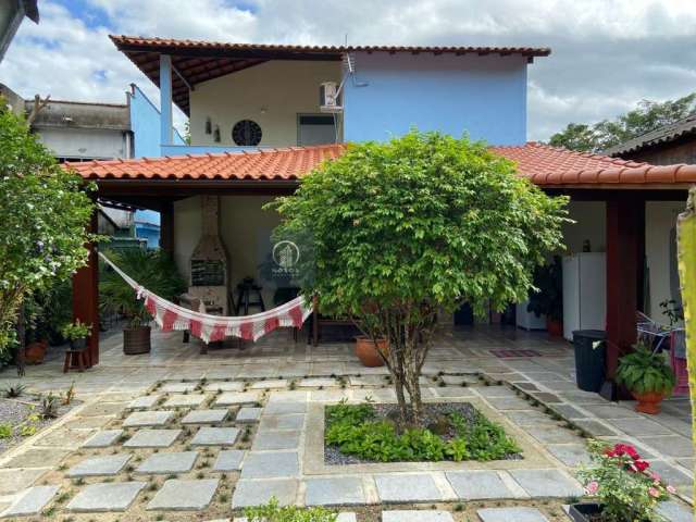 Casa Duplex para Aluguel em Centro Guapimirim-RJ