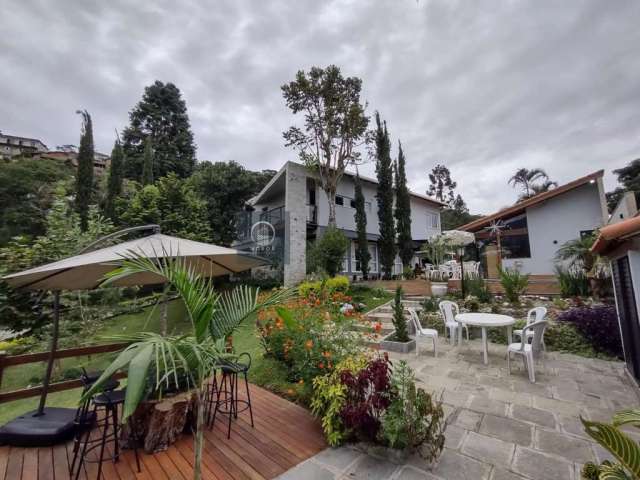 Casa Alto Padrão para Venda em Golfe Teresópolis-RJ