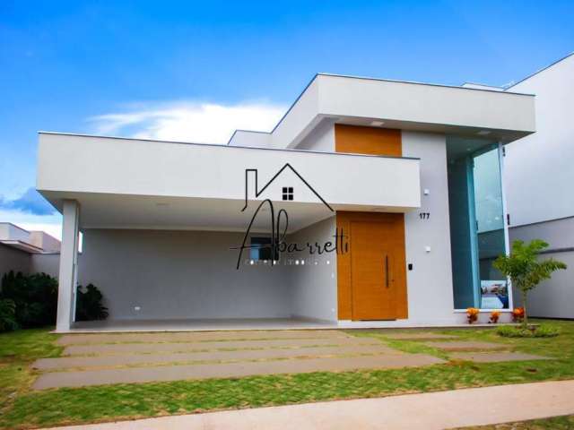 Casa com 174 m2 área &#250;til e 346 m2 terreno - 3 dormitórios, 1 suite 3 e Piscina