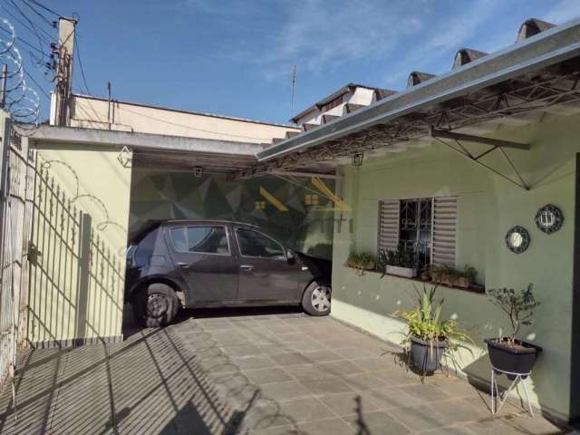 Casa com perfil para comercial na vIla Rezende com 230 m&#178;