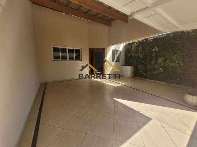 Casa Sobrado de 203m&#178; com 3 quartos, sendo 1 suíte, no Bairro Jardim Ast&#250;rias I - R$640.000.00