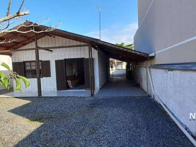 Casa com 2 dormitórios à venda, 108 m² por R$ 470.000,00 - Barra do Sai - Itapoá/SC