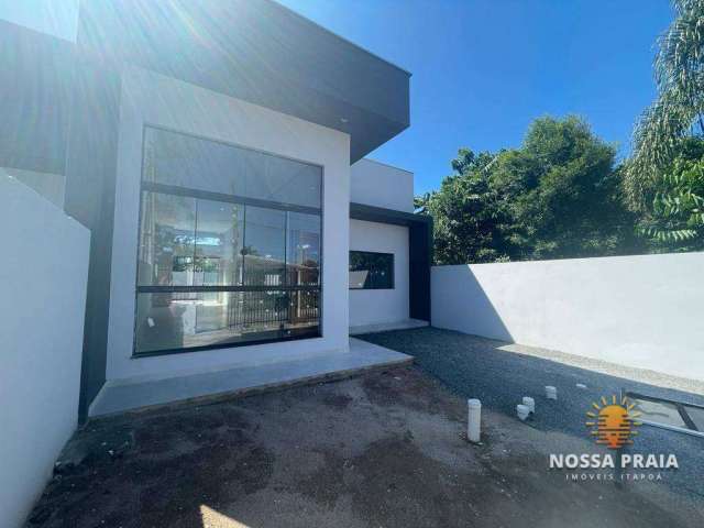 Casa alto padrão a 500 metros da praia com 2 dormitórios à venda, 88 m² por R$ 450.000 - Itapoá - Itapoá/SC